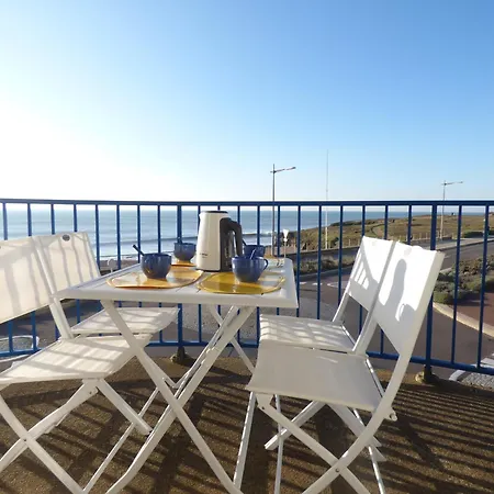 Corniche De St Hilaire Vue Mer * Les Bussolleries